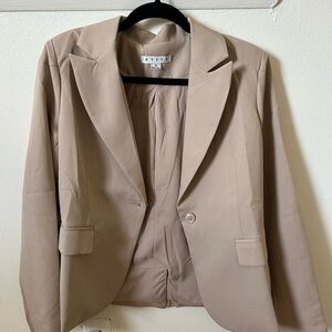 Women's Tan Blazer